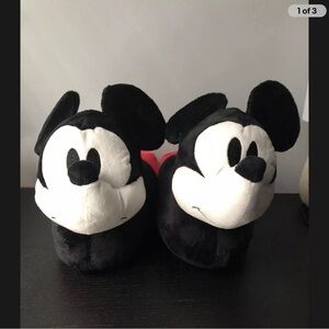 Adult Mickey Mouse slippers unisex